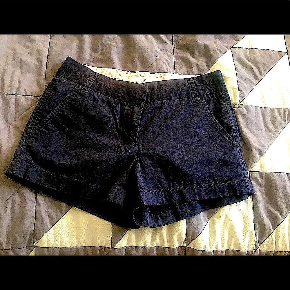 J.Crew cotton 3.5” chino shorts in navy